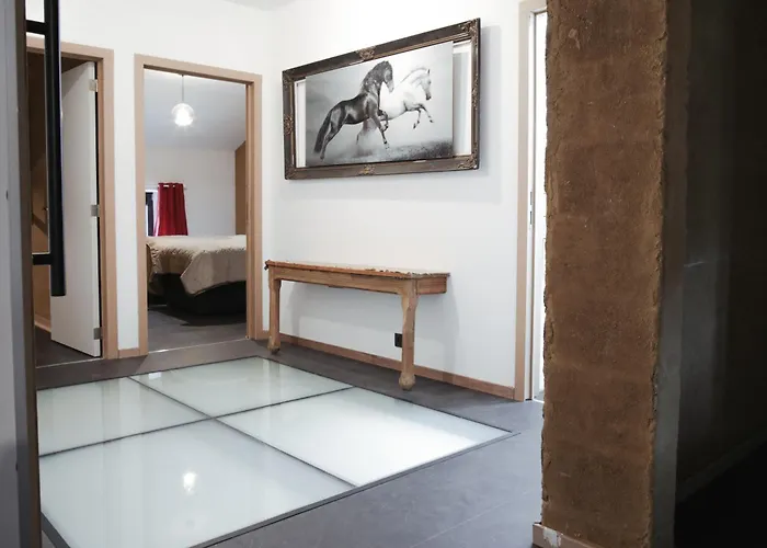 La Grange Du Donat Hébergement de vacances *